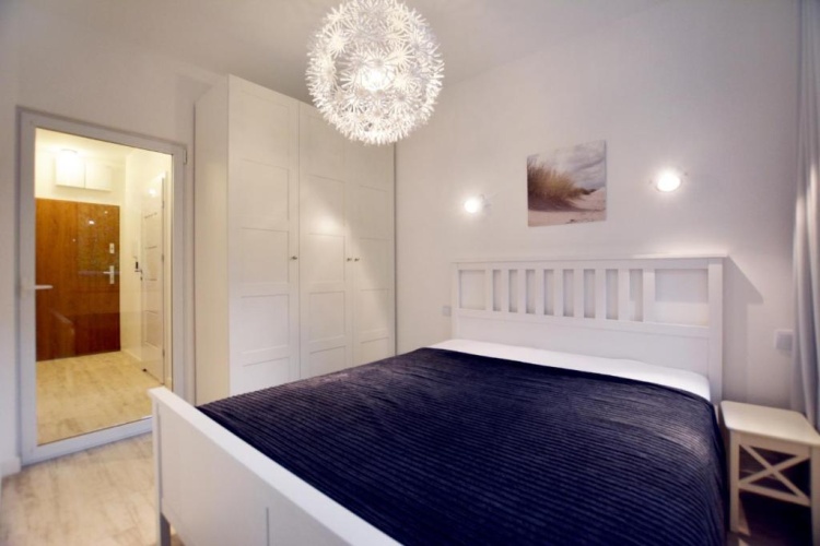 1 Bedroom Apartment with partial sea view