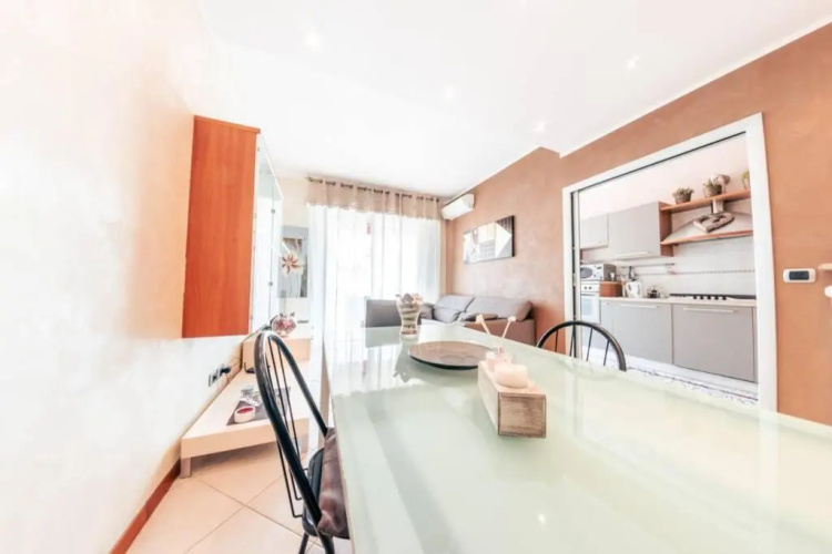 Casa Luca Flexyrent - Parking - A C - WiFi