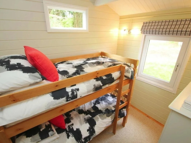 Daisy Lodge