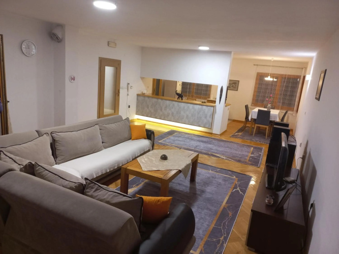 Sunrise Apartment