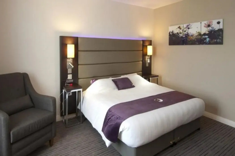 Macclesfield South West hotel