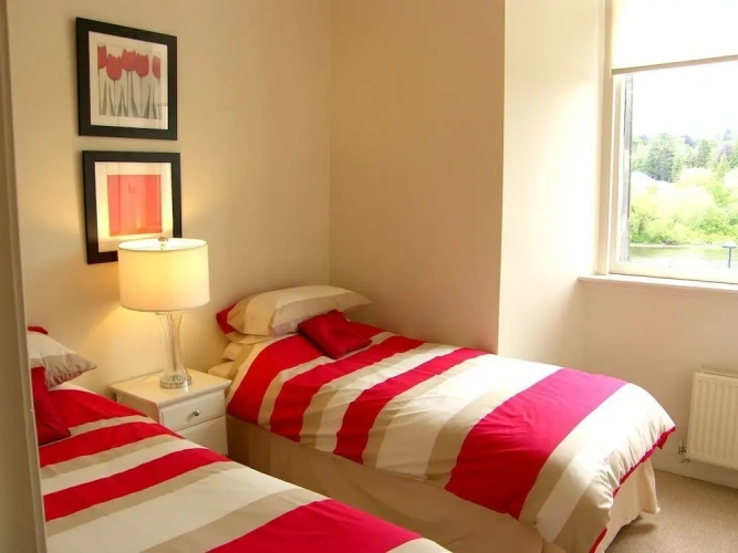 2 Bedrooms Apartment