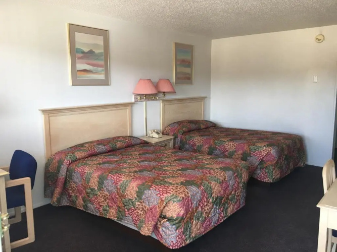 Copper Manor Motel