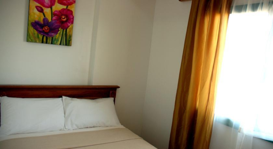 Isabelle Royale Hotel & Suites