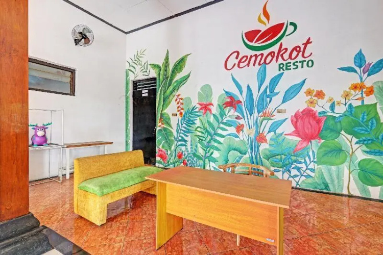 OYO 90446 Hotel Pajang Indah