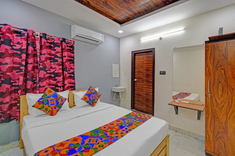 Fabhotel Sp Grand Suites