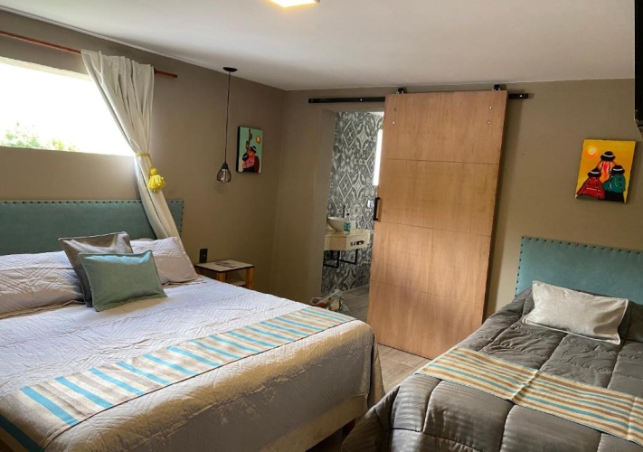Standard Triple room