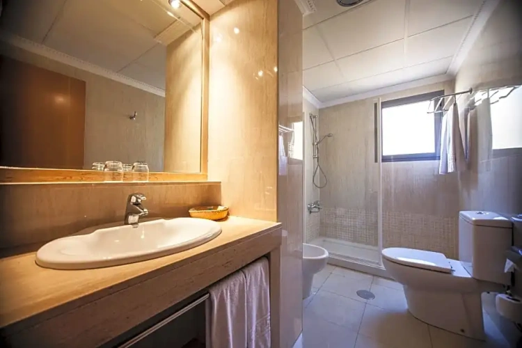 Standard Double room with view