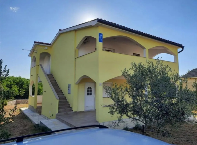 Apartman Tin