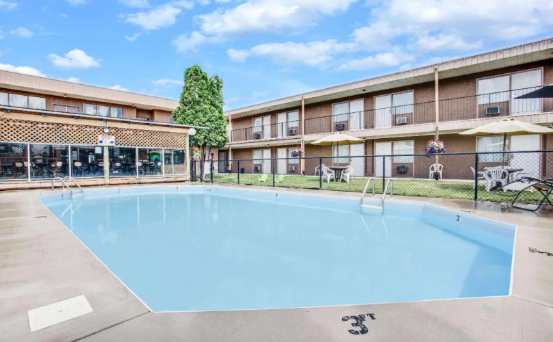 Howard Johnson by Wyndham Enderby