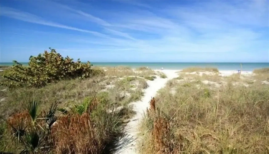 2 Bedrooms Cottage with balcony and with ocean view