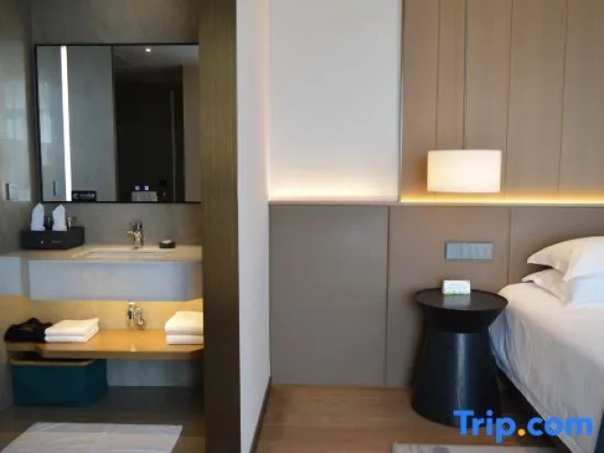 Business Double room with harbour view