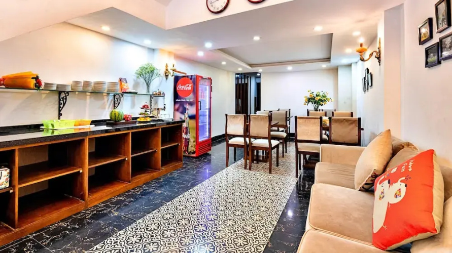 S79 Ami Hotel