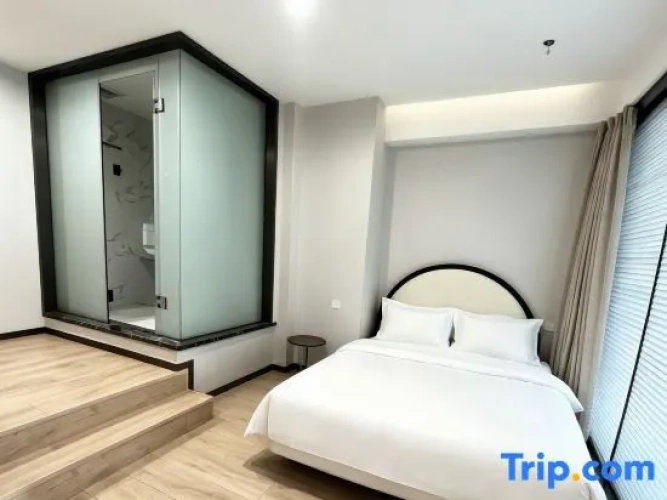 3 Bedrooms Deluxe Duplex Suite