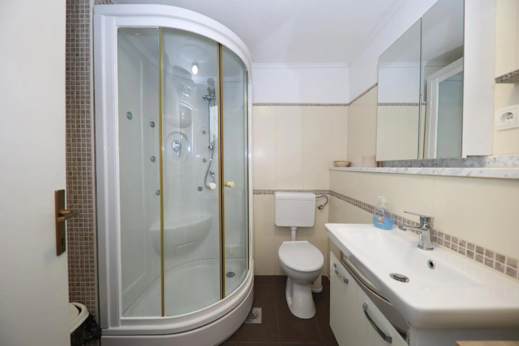Country House Korlat