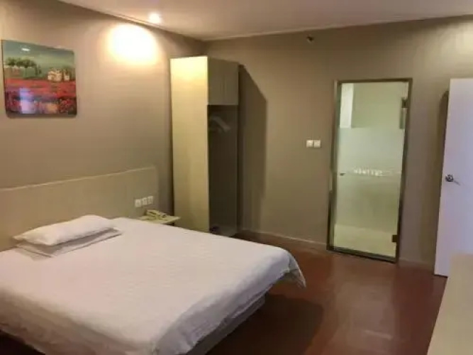 Elan Hotel Taicang Wuyang Square