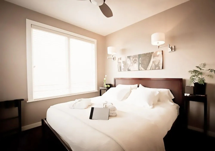 Bird Rock Hotel