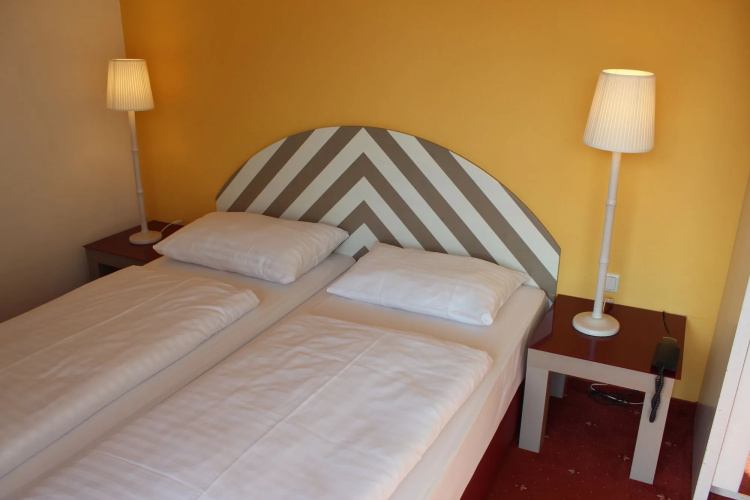 Hotel Neutor Express