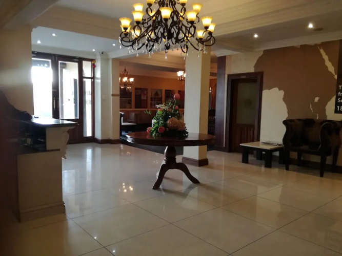Hotel Savera