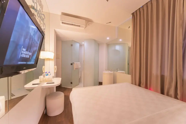 J.Icon Hip Hotel