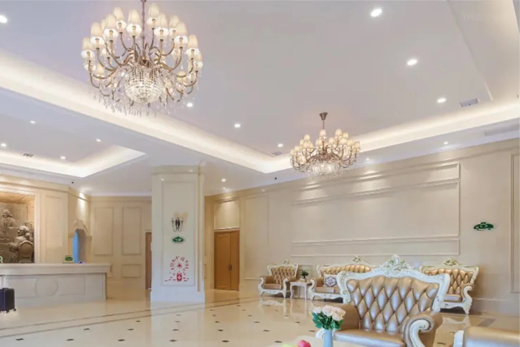 Vienna International Hotel