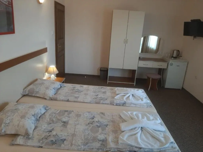 Standard Twin room with sea view