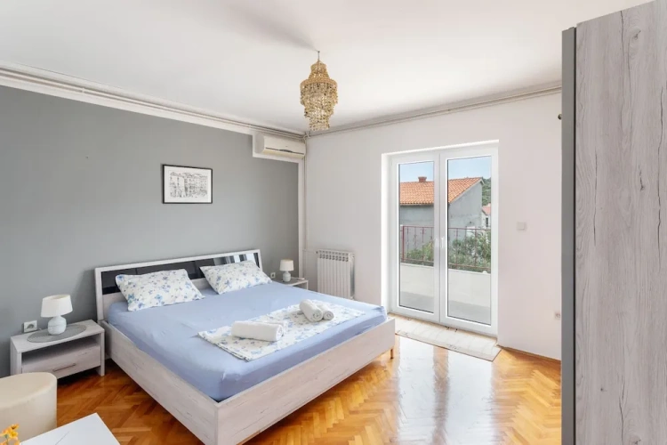 1 Bedroom Comfort Apartment with balcony and with sea view
