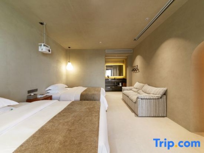 Standard Twin room with sea view