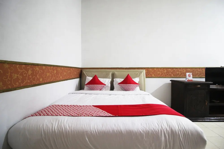 OYO 2222 Hotel Lee