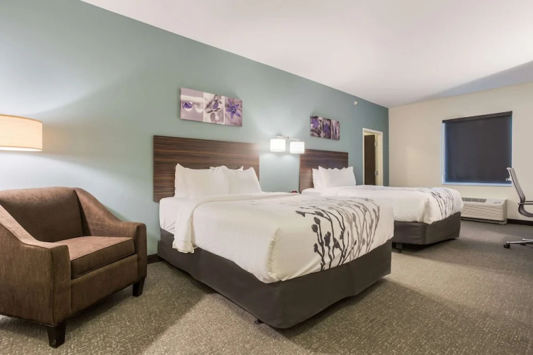 Sleep Inn & Suites