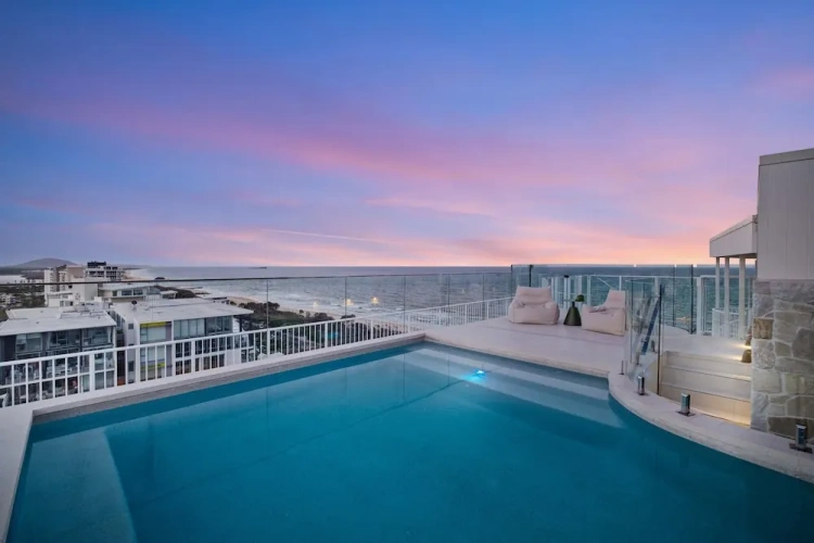 2 Bedrooms Standard Penthouse room with balcony and with ocean view