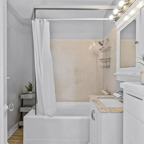 Bankers Hill Hideaway With AC Views and Parking