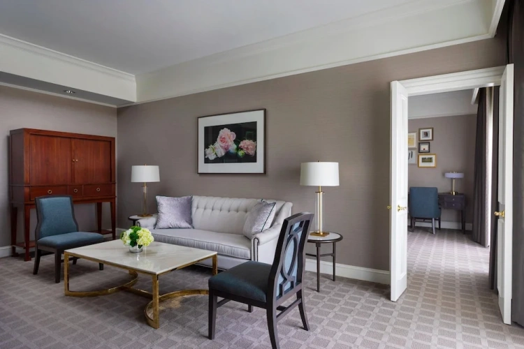 Executive Double Suite with balcony and with park view