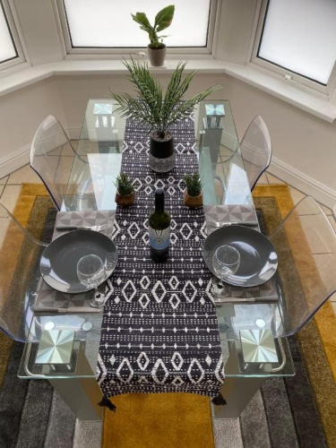 Stunning 1 Bed Spacious Apartment -Central Cardiff