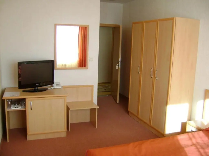 Hotel Treshtenik