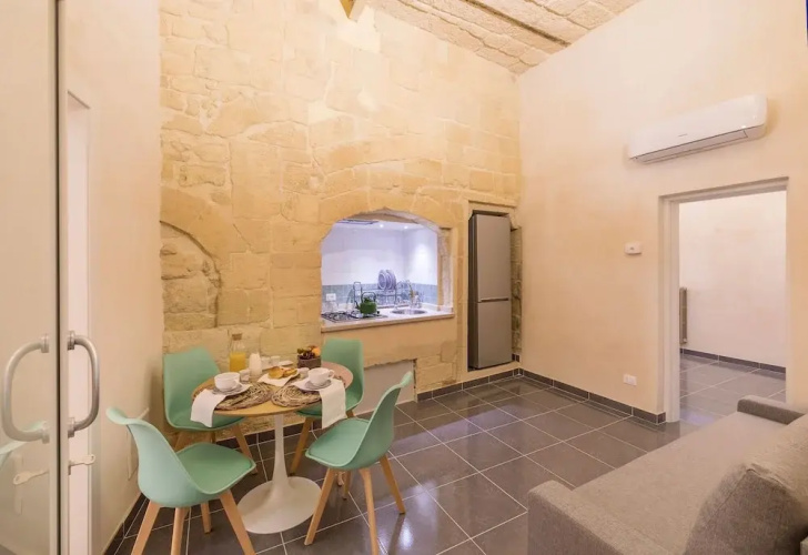 Balbo Suites & Apartments