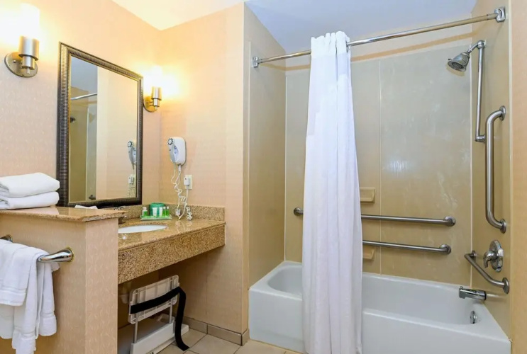 Delta Hotels Colonial Heights