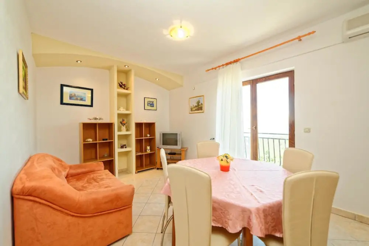 Apartments Klaudio