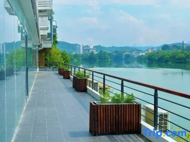 Qingyin Hotel