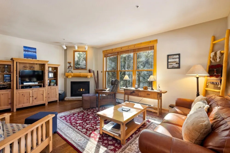 8758 Trappers Crossing 2 Bedroom Condo by RedAwning