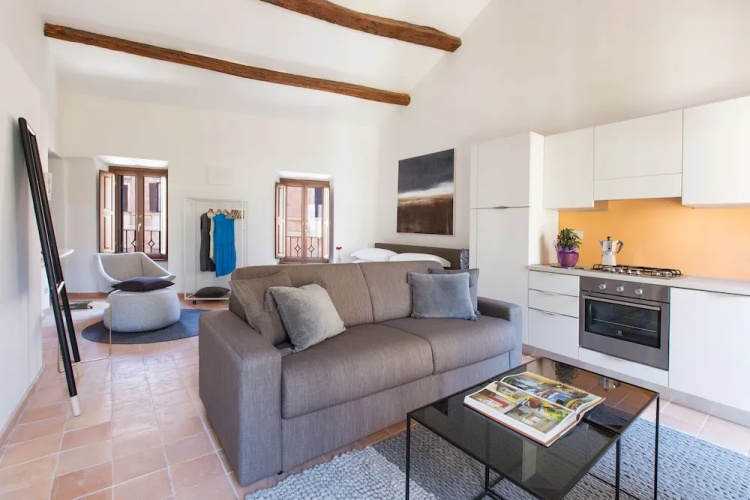 Rome Accommodation - Margana II