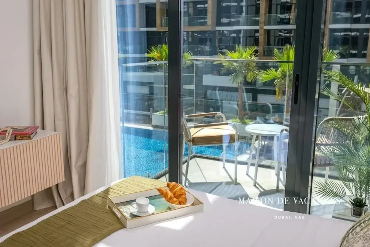 Pool View Studio 10mins From Dubai Mall
