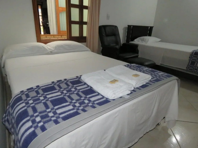 Hostal Juanes - Hostel