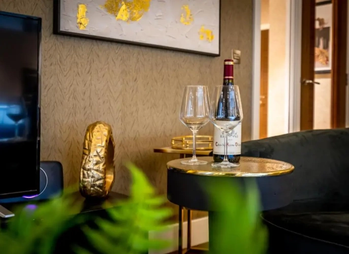 3 Bedrooms Double Apartment