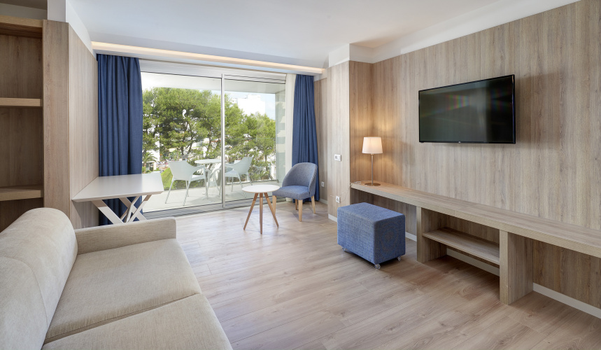Hipotels Bahia Cala Millor - Adults Only photo 11