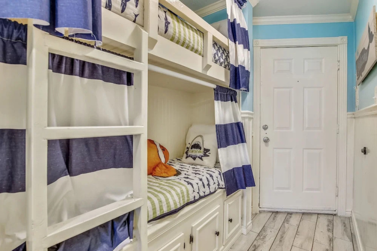 The Beachy Ladybug by Ryson Vacation Rentals
