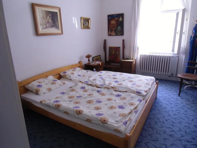 A Local Experience in Prague