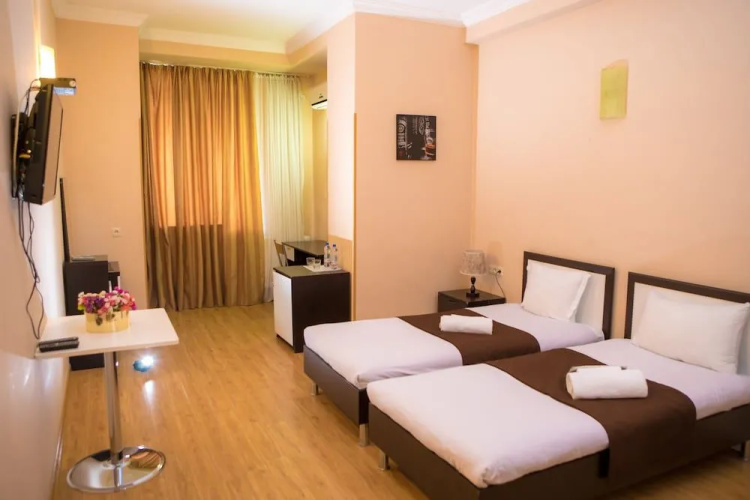 Vera Gold Inn Hotel