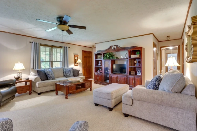 3 Bedrooms Cottage