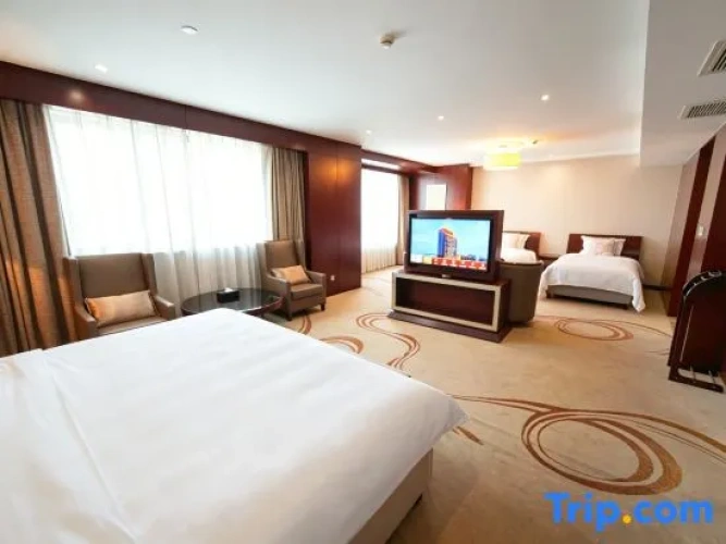 Quadruple Suite